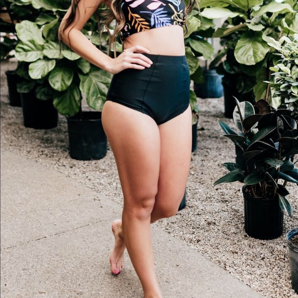 NWT High waist swim bottoms - Picture 3 of 4